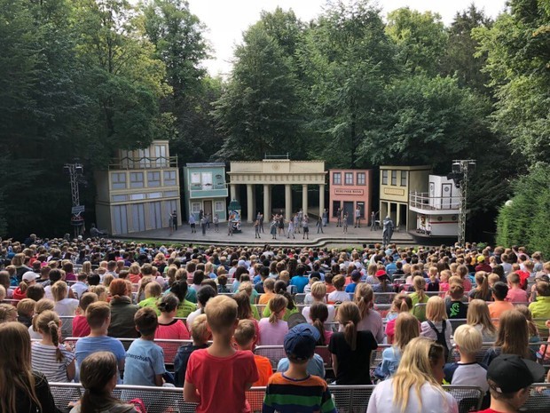 Aufführung in einer Freilichtbühne